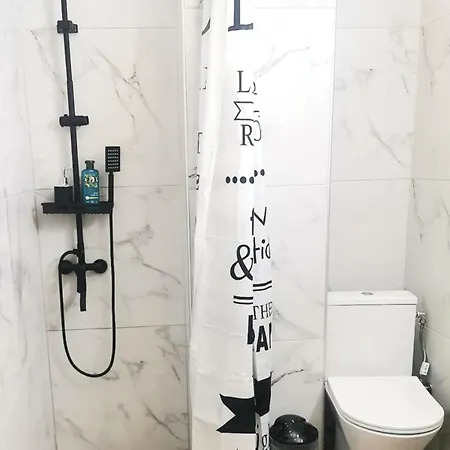 1 Apartment
